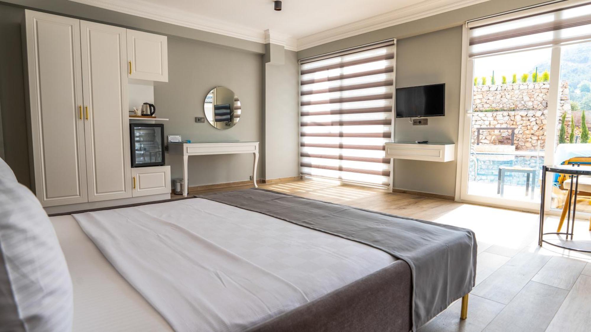 Hotel Ramada By Wyndham Fethiye Oludeniz Adult Only Exterior foto